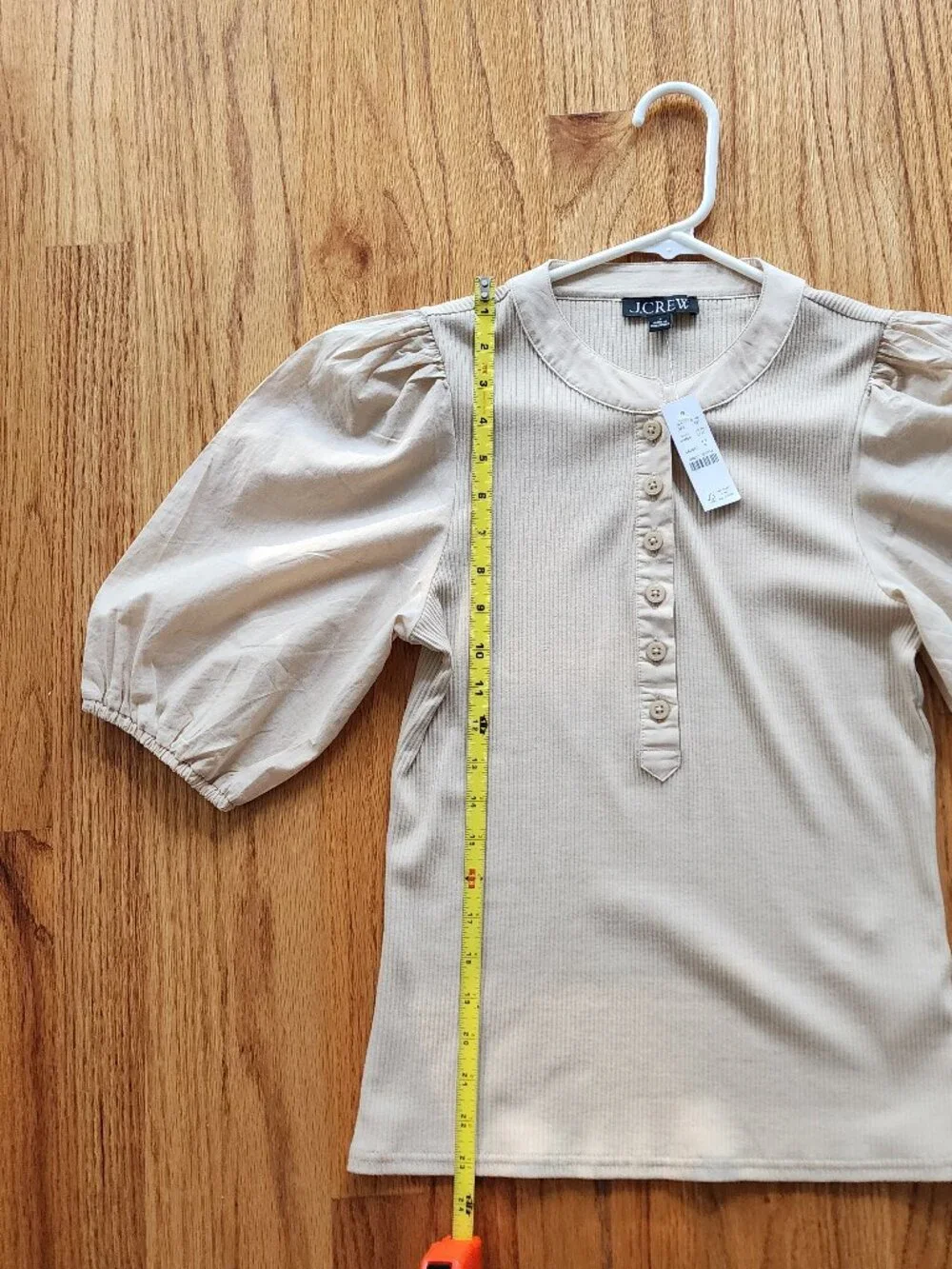 NWT J.Crew Vintage Rib Puff-Sleeve Henley Top in Beige (Size Small)